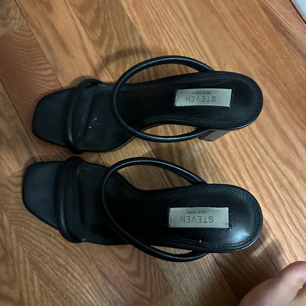 Steve Madden heels - Picture 3 of 4